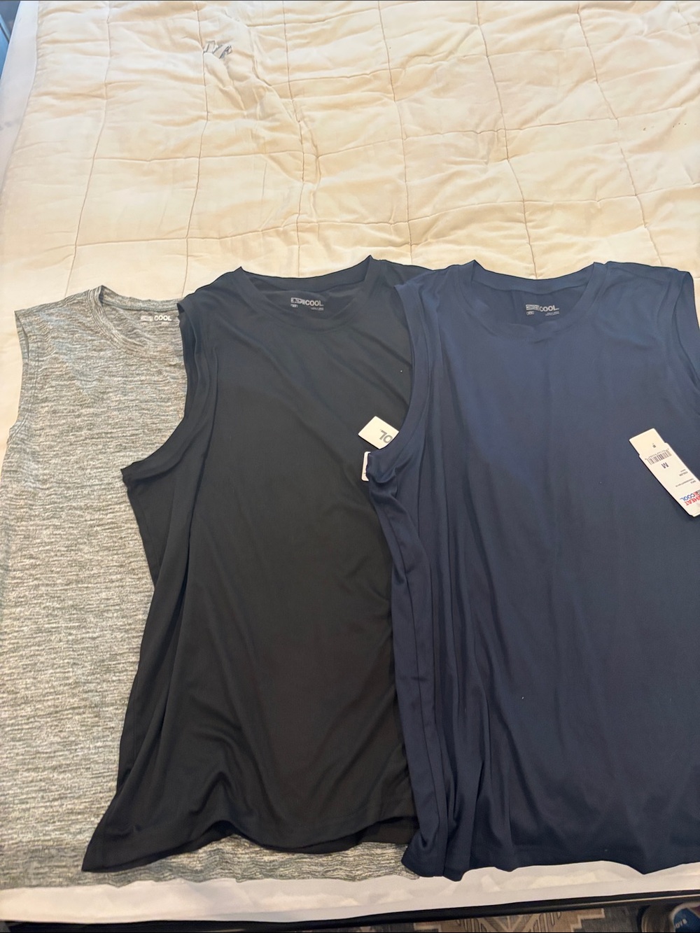3 Men’s  Sleeveless workout Tank Top - Navy, Black, Heather Gray